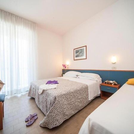 Hotel Taormina Riccione Dış mekan fotoğraf