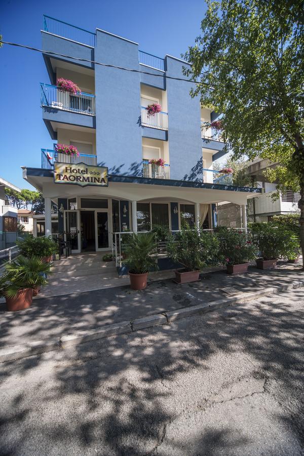 Hotel Taormina Riccione Dış mekan fotoğraf