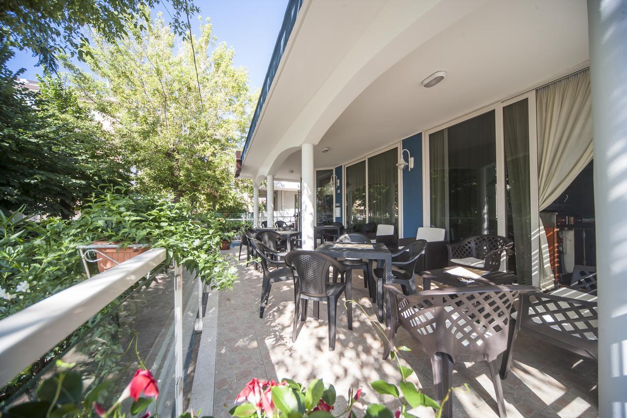 Hotel Taormina Riccione Dış mekan fotoğraf